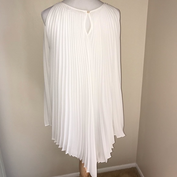 Max Studio sleeveless blouse - Picture 3 of 4